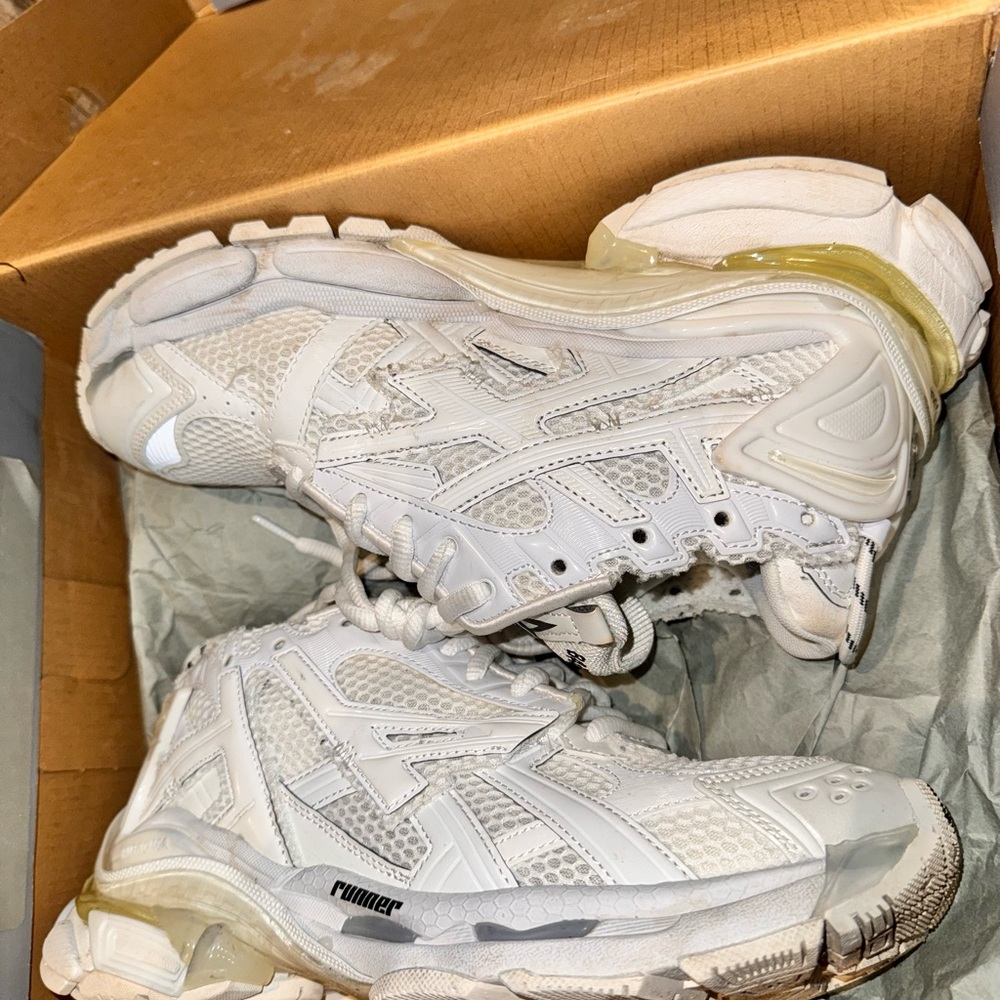 Balenciaga Runner Sneakers